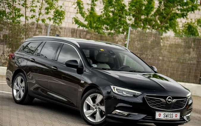 opel Opel Insignia cena 63900 przebieg: 139235, rok produkcji 2017 z Błażowa